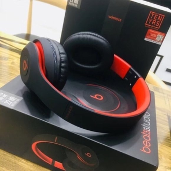 beats studio3  Original packaging has not been used yet - Picture 1 of 6